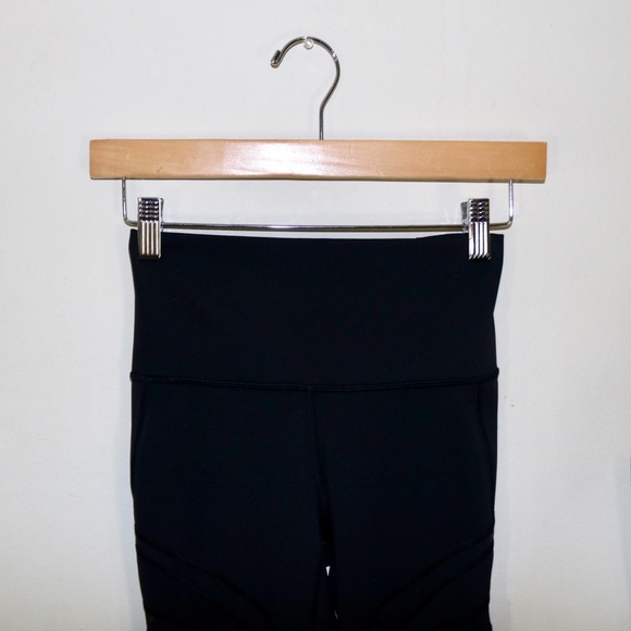 Lululemon Wunder Under High-Rise Tight *Mesh 28" in Black - Picture 5 of 13